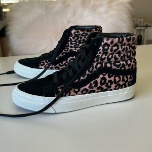 Vans pony hair high top sneakers black suede women’s size 8 EUC